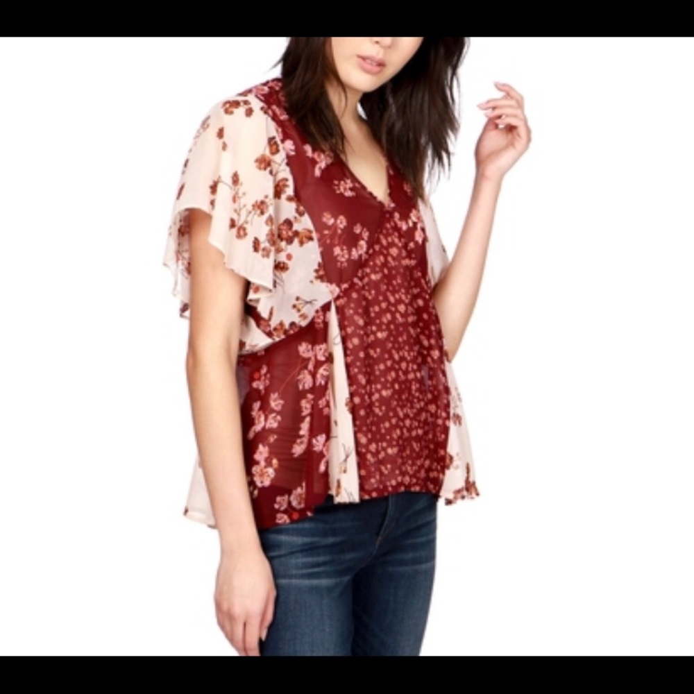 Nwot Lucky Brand Print Top With Flutter Sl - image 3